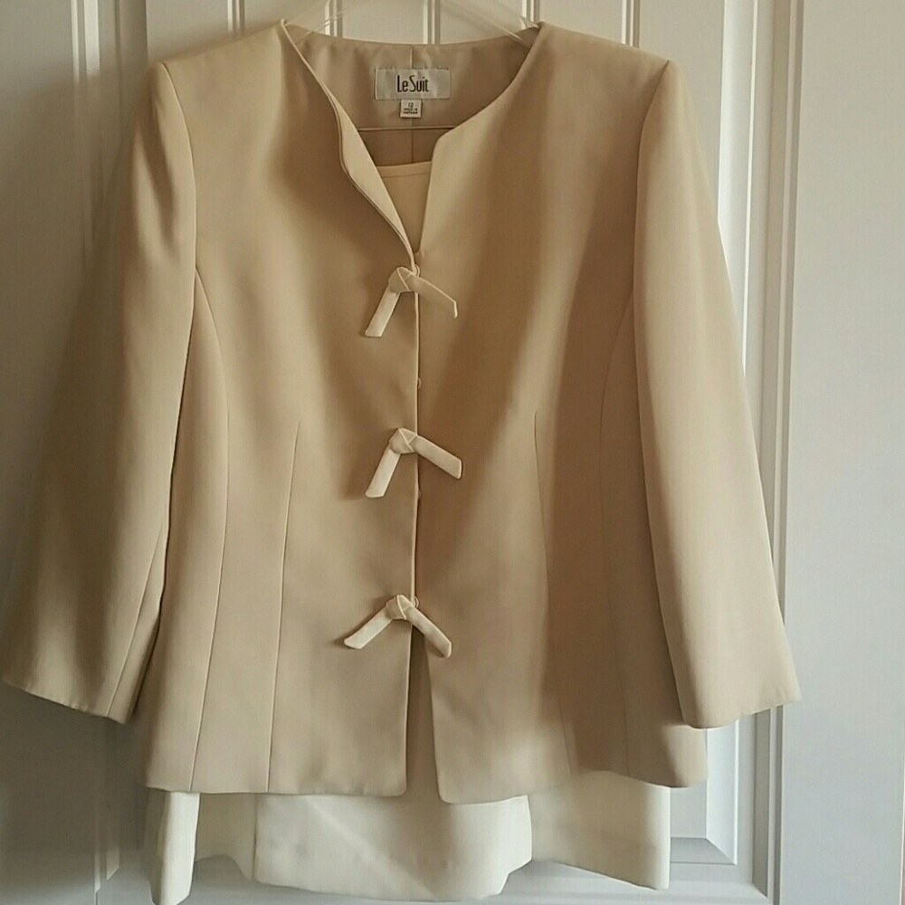 Classy taupe and cream suit
